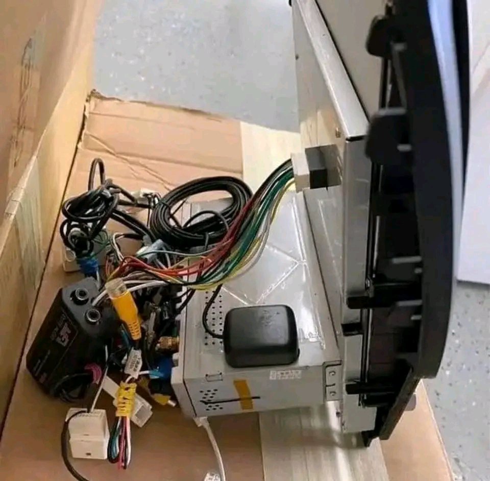 Infiniti G37 Tesla Screen
System: Android 7.1 - Image 2