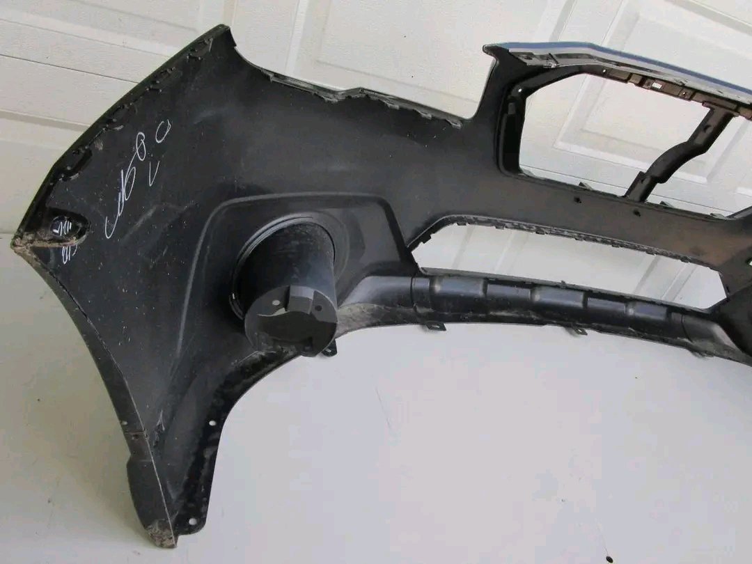 Genuine 2015–2017 Subaru Outback Front Bumper! - Image 5