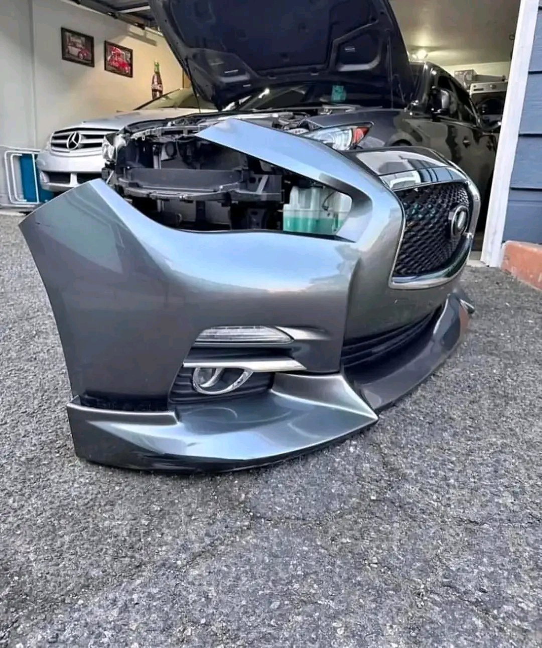Infiniti Q50 bumper - Image 3