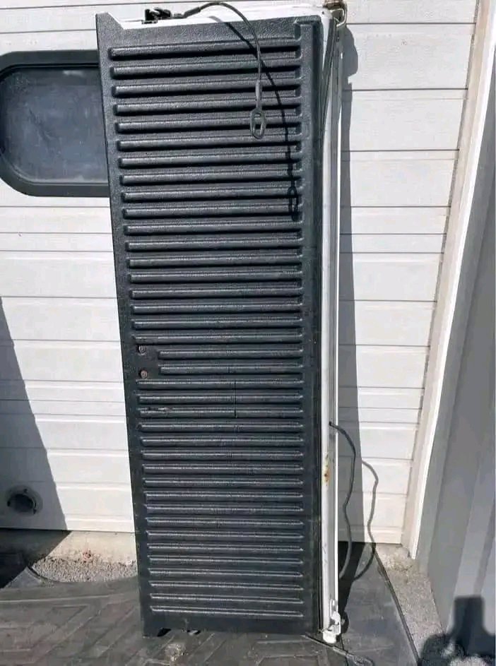 2nd Gen Dodge Ram Tailgate - Image 2