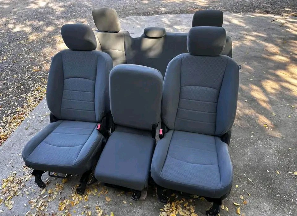 2014 Dodge Ram 1500 seats