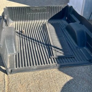 99-06 Chevy 6.5 ft short bed plastic bed liner