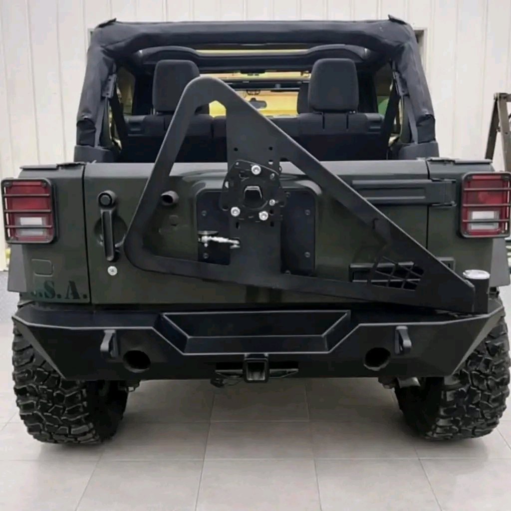 Poison Spyder RockBrawler II Rear Bumper with Tire Carrier. - Image 3