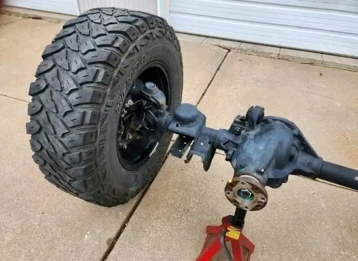 Jeep Rubicon Axles! Front and rear factory Dana 44 rubicon axles.