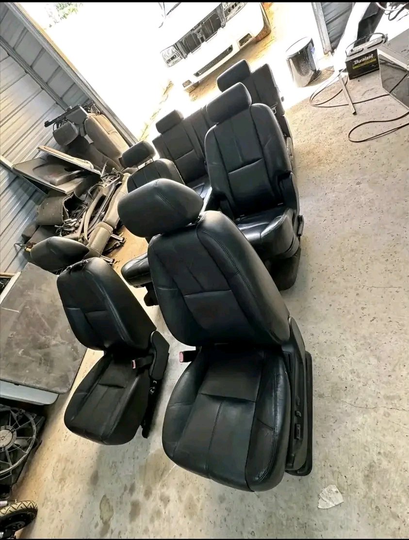 07-13 Chevy/Gmc Seats - Image 4