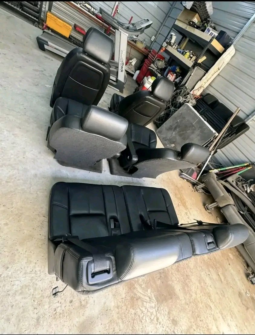 07-13 Chevy/Gmc Seats - Image 2