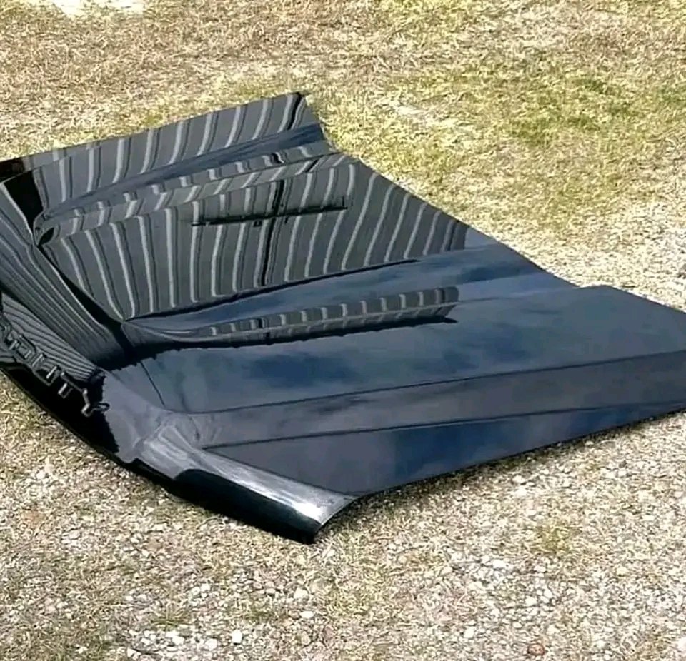 2017-19 Ford F-250 Super Duty OEM Hood
Factory OEM steel hood —