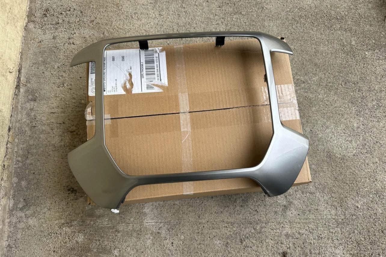 2018 Silverado screen - Image 4